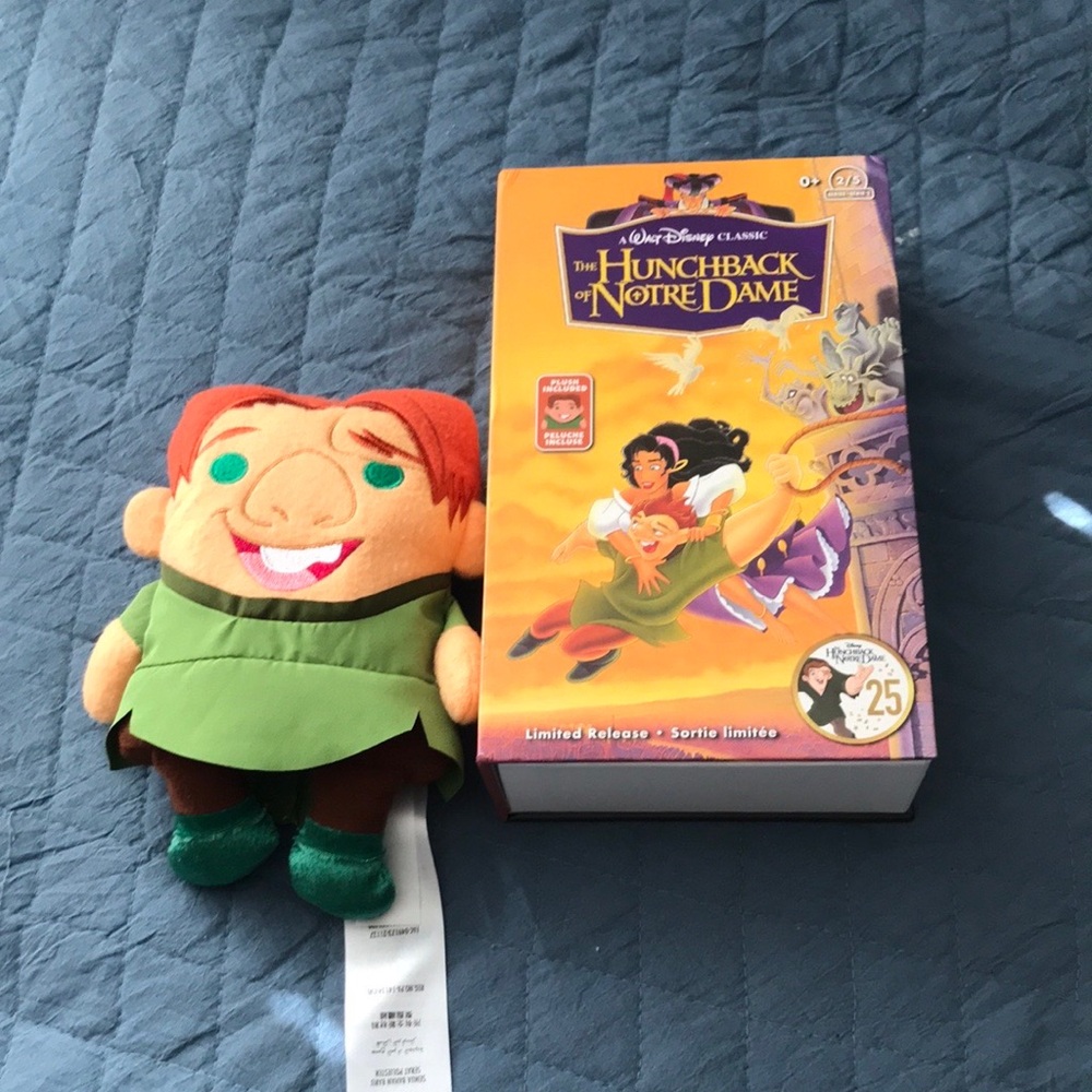 Quasimodo The Hunchback Of Notre Dame Box 6" Plush Disney Parks